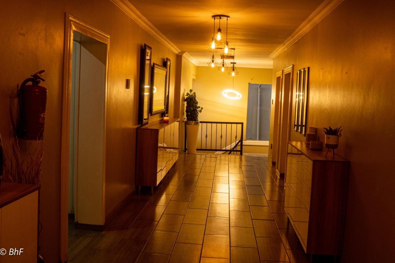 Henry George Guest House Pretoria-Noord Eksteriør billede